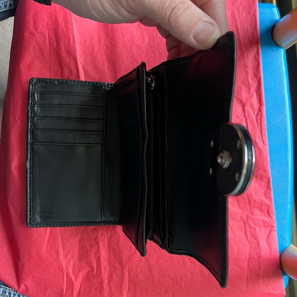 Coach Wallet - Picture 6 of 7